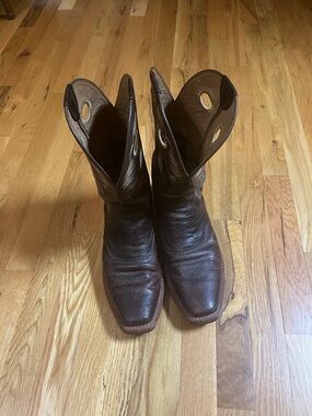 Ariat Dark Brown Leather Western Pull-On Boots
